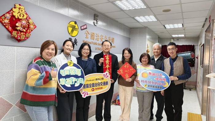 115年2月10日校長率教務處同仁至警廣錄製45期招生宣導節目圖片