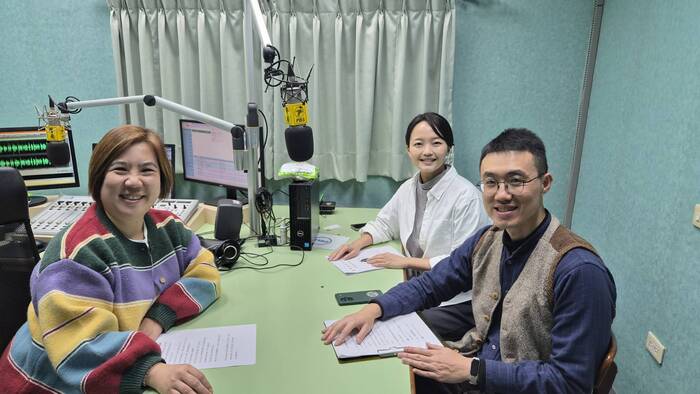 115年2月10日校長率教務處同仁至警廣錄製45期招生宣導節目圖片